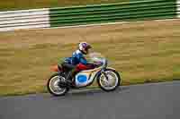 Vintage-motorcycle-club;eventdigitalimages;mallory-park;mallory-park-trackday-photographs;no-limits-trackdays;peter-wileman-photography;trackday-digital-images;trackday-photos;vmcc-festival-1000-bikes-photographs